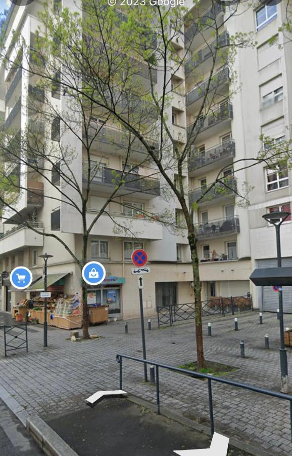 Chambre Proche De La Defense Apartment Courbevoie Luaran gambar