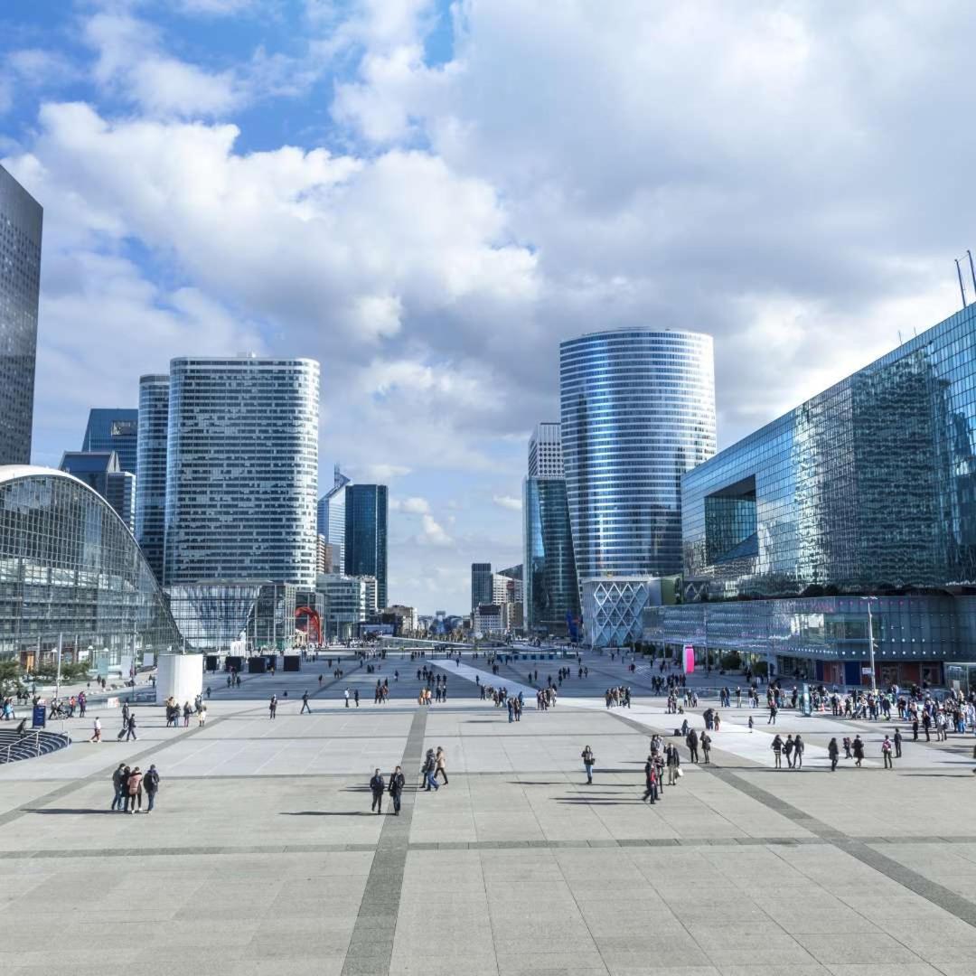 Chambre Proche De La Defense Apartment Courbevoie Luaran gambar